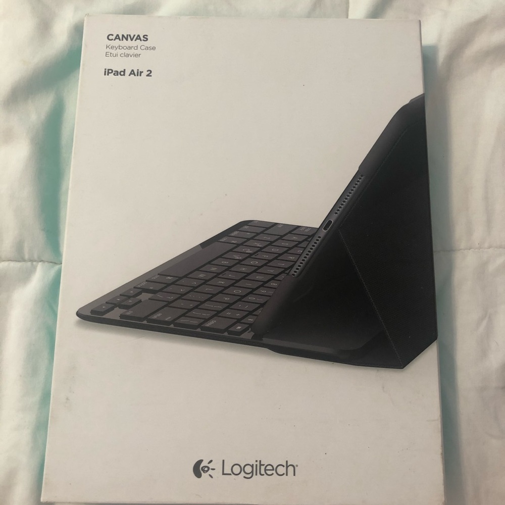 Logitech iPad Air 2 keyboard case